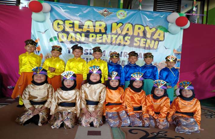 Gelar Karya P5 dan pentas seni akhir semester 